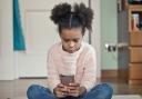 A total of 2,515 parents and counting have pledged to not give their children a smartphone until they are at least 14